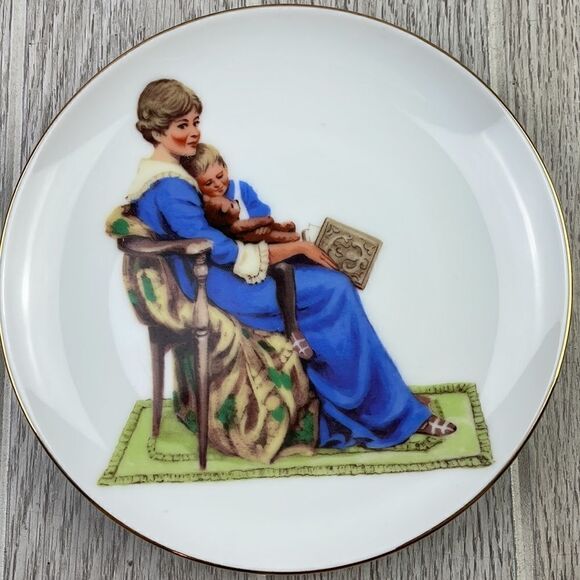 Vtg "Bedtime" & "Lighthouse Keeper's Daughter" Norman Rockwell inspired plates - Picture 2 of 9